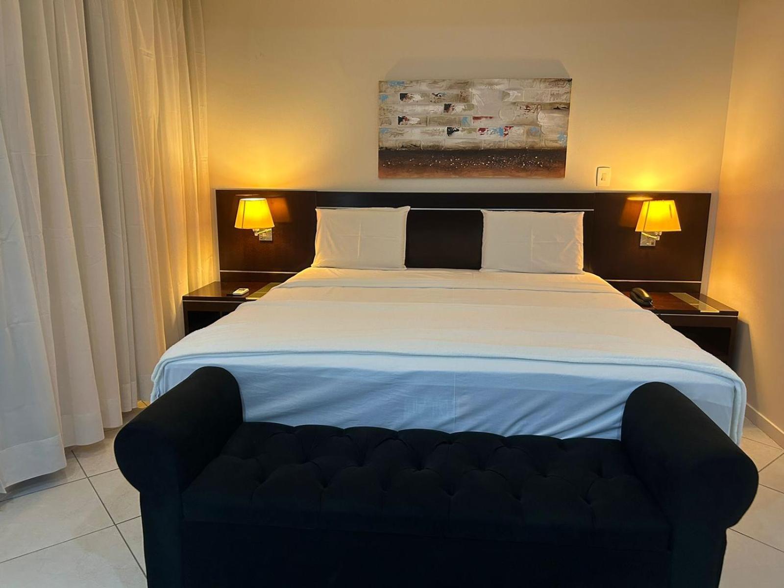 Hotel Millenium Flat 4*